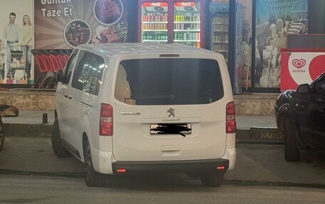Peugeot Traveller I, 2021 год, 3 650 000 рублей, 4 фотография