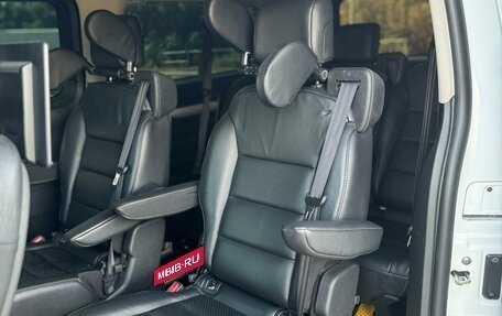 Peugeot Traveller I, 2021 год, 3 650 000 рублей, 21 фотография