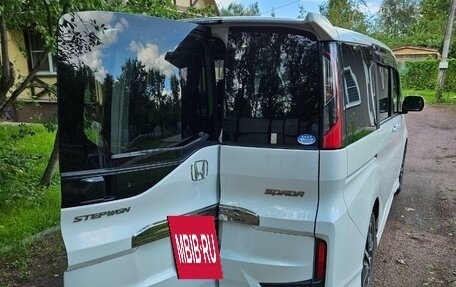 Honda Stepwgn IV, 2018 год, 2 700 000 рублей, 8 фотография