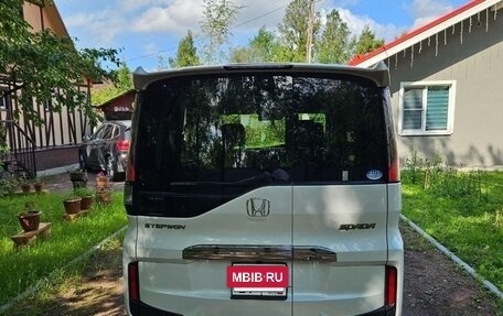 Honda Stepwgn IV, 2018 год, 2 700 000 рублей, 4 фотография