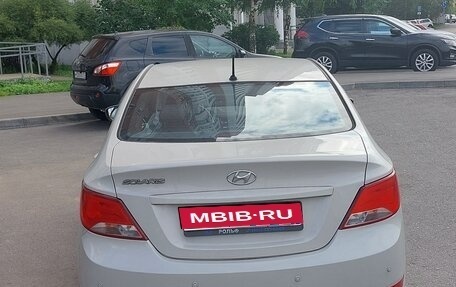 Hyundai Solaris II рестайлинг, 2016 год, 1 250 000 рублей, 1 фотография