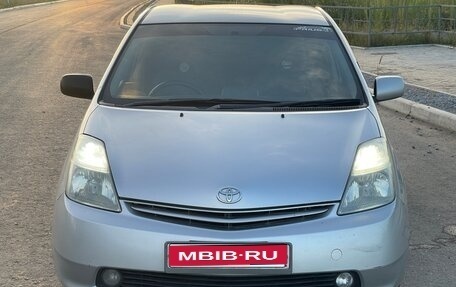 Toyota Prius, 2009 год, 600 000 рублей, 1 фотография