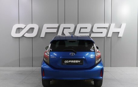 Toyota Aqua I, 2018 год, 1 049 000 рублей, 4 фотография
