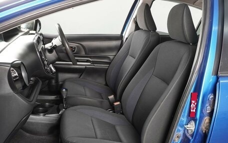 Toyota Aqua I, 2018 год, 1 049 000 рублей, 8 фотография