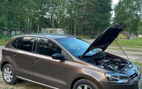 Volkswagen Polo VI (EU Market), 2011 год, 750 000 рублей, 4 фотография