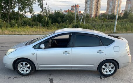Toyota Prius, 2009 год, 600 000 рублей, 7 фотография