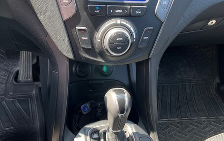 Hyundai Santa Fe III рестайлинг, 2015 год, 2 500 000 рублей, 25 фотография