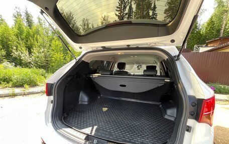 Hyundai Santa Fe III рестайлинг, 2015 год, 2 500 000 рублей, 24 фотография