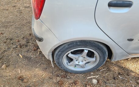 Mitsubishi Colt VI рестайлинг, 2004 год, 499 800 рублей, 3 фотография