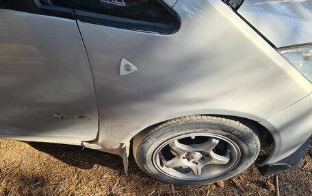 Mitsubishi Colt VI рестайлинг, 2004 год, 499 800 рублей, 2 фотография