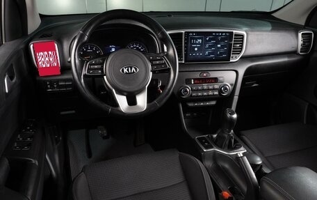KIA Sportage IV рестайлинг, 2021 год, 2 209 000 рублей, 6 фотография