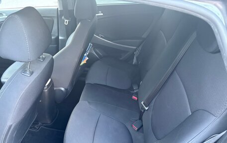 Hyundai Solaris II рестайлинг, 2014 год, 950 000 рублей, 12 фотография