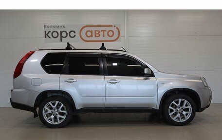 Nissan X-Trail, 2011 год, 900 000 рублей, 4 фотография