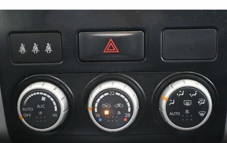 Nissan X-Trail, 2011 год, 900 000 рублей, 11 фотография