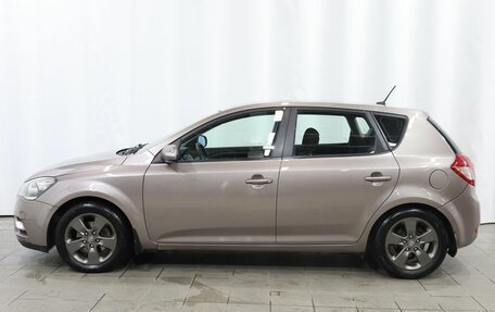 KIA cee'd I рестайлинг, 2010 год, 729 000 рублей, 7 фотография