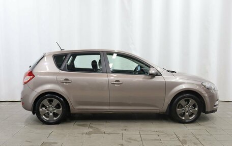 KIA cee'd I рестайлинг, 2010 год, 729 000 рублей, 6 фотография