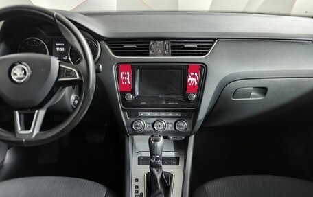 Skoda Octavia, 2017 год, 1 555 000 рублей, 12 фотография