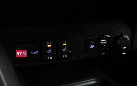 Toyota RAV4, 2017 год, 2 520 000 рублей, 20 фотография