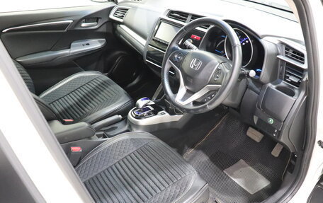 Honda Fit III, 2014 год, 890 000 рублей, 17 фотография
