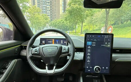 Ford Mustang Mach-E I, 2024 год, 3 200 000 рублей, 11 фотография
