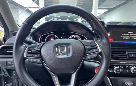 Honda Accord IX рестайлинг, 2022 год, 1 700 000 рублей, 9 фотография