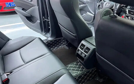 Honda Accord IX рестайлинг, 2022 год, 1 700 000 рублей, 17 фотография