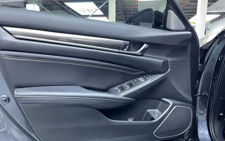 Honda Accord IX рестайлинг, 2022 год, 1 700 000 рублей, 7 фотография