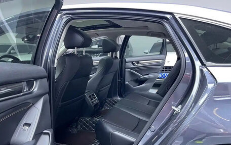Honda Accord IX рестайлинг, 2022 год, 1 700 000 рублей, 12 фотография