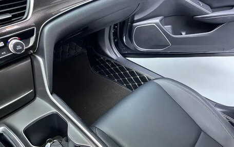 Honda Accord IX рестайлинг, 2022 год, 1 700 000 рублей, 11 фотография