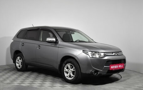 Mitsubishi Outlander III рестайлинг 3, 2013 год, 1 179 000 рублей, 3 фотография