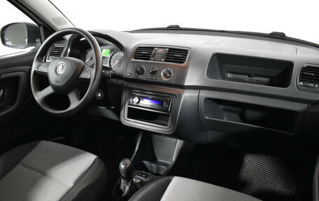 Skoda Fabia II, 2013 год, 585 000 рублей, 10 фотография