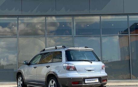 Mitsubishi Outlander III рестайлинг 3, 2005 год, 599 000 рублей, 5 фотография