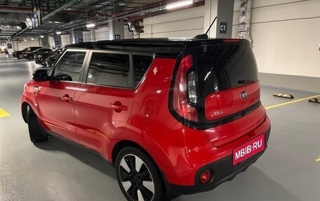 KIA Soul II рестайлинг, 2018 год, 1 560 000 рублей, 6 фотография