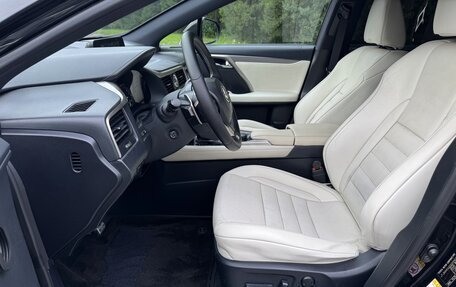 Lexus RX IV рестайлинг, 2016 год, 3 330 000 рублей, 18 фотография