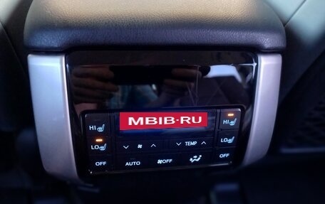 Toyota Land Cruiser Prado 150 рестайлинг 2, 2019 год, 5 850 000 рублей, 9 фотография