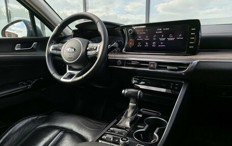 KIA K5, 2021 год, 2 120 000 рублей, 10 фотография
