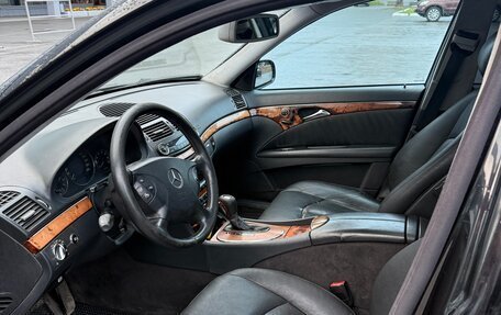 Mercedes-Benz E-Класс, 2002 год, 880 000 рублей, 11 фотография