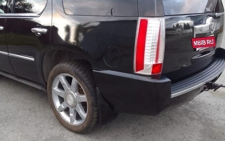Cadillac Escalade III, 2008 год, 1 600 000 рублей, 2 фотография
