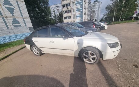 Hyundai Sonata VI, 2005 год, 700 000 рублей, 3 фотография