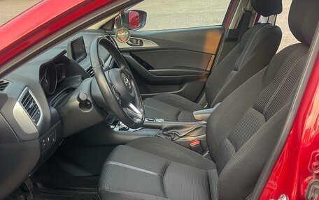 Mazda 3, 2017 год, 2 000 000 рублей, 2 фотография