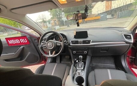Mazda 3, 2017 год, 2 000 000 рублей, 4 фотография