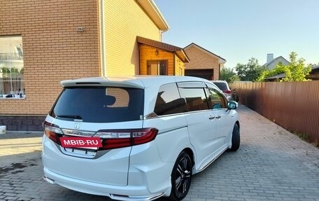 Honda Odyssey IV, 2017 год, 2 730 000 рублей, 2 фотография