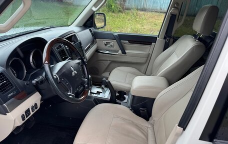 Mitsubishi Pajero IV, 2019 год, 3 460 000 рублей, 7 фотография