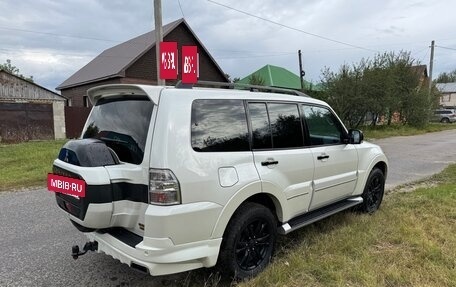 Mitsubishi Pajero IV, 2019 год, 3 460 000 рублей, 2 фотография
