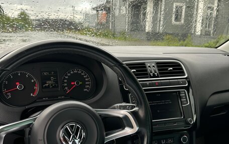Volkswagen Polo VI (EU Market), 2018 год, 1 340 000 рублей, 8 фотография