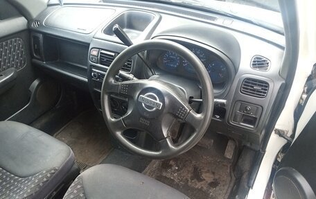 Nissan Cube II, 1999 год, 170 000 рублей, 4 фотография