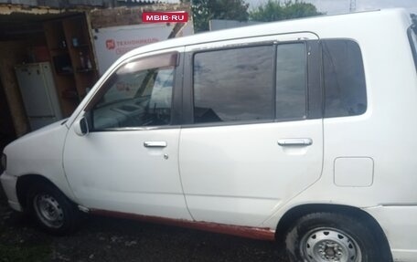 Nissan Cube II, 1999 год, 170 000 рублей, 11 фотография