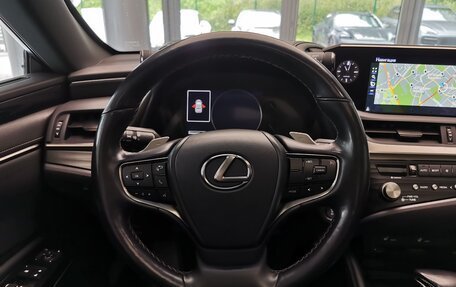 Lexus ES VII, 2021 год, 2 990 000 рублей, 15 фотография