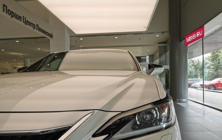 Lexus ES VII, 2021 год, 2 990 000 рублей, 4 фотография