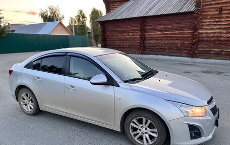 Chevrolet Cruze II, 2013 год, 650 000 рублей, 7 фотография